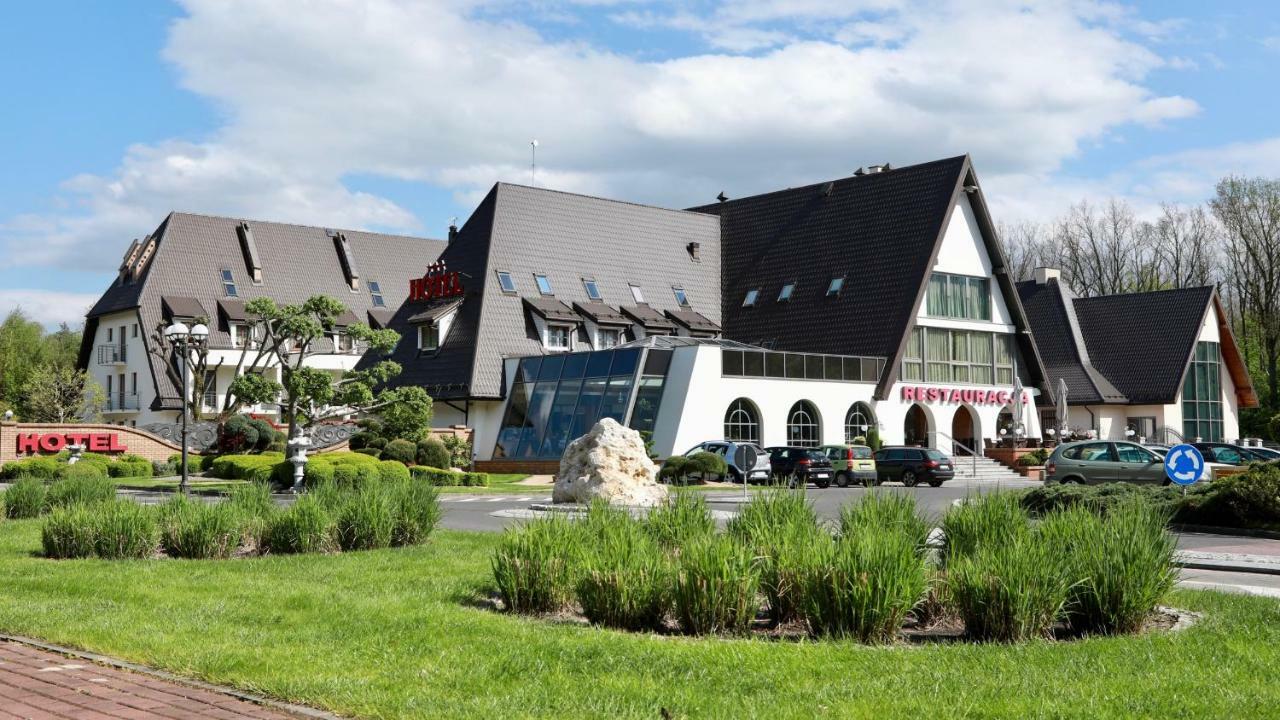 Hotel Na Polboru Сєрадз Екстер'єр фото